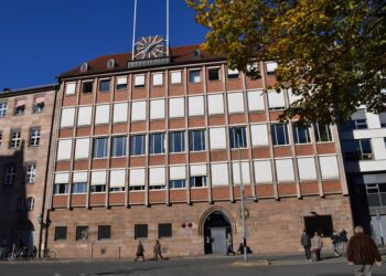 Standesamt Aachen » Glücksassistent in Herzensangelegenheiten