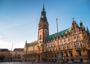 Standesamt Hamburg » Glückliche Momente amtlich festgehalten