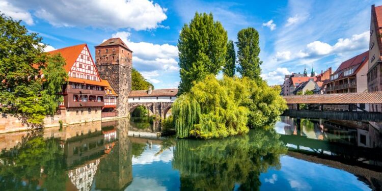 Ausländerbehörde Bochum » Global denken, lokal handeln