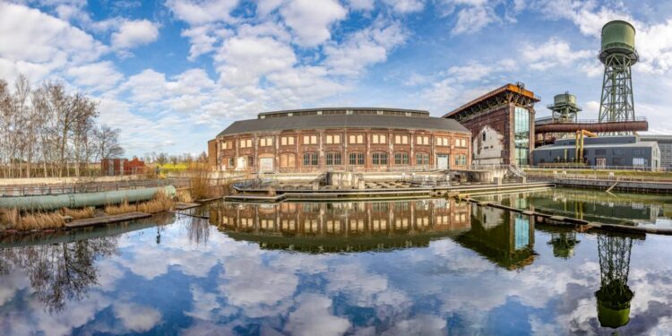 Ausländerbehörde Bochum » Global denken, lokal handeln