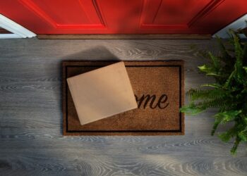 Paket im Treppenhaus