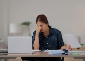 Übermüdet zuhause arbeiten